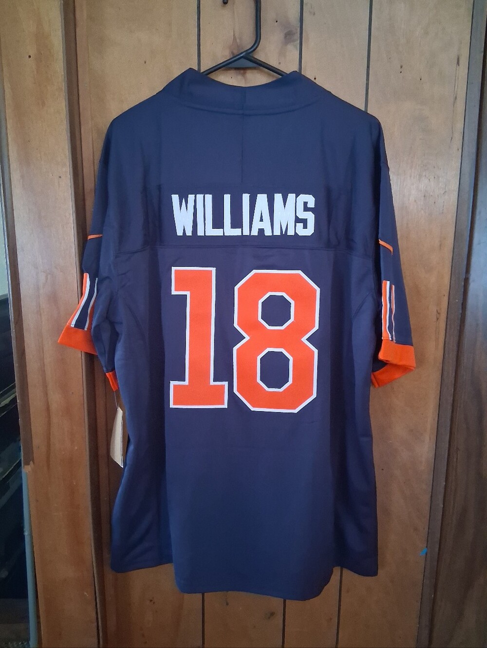 Sports Card With Chicago Bears Rivalry Small Jersey Caleb Williams Vapor FUSE